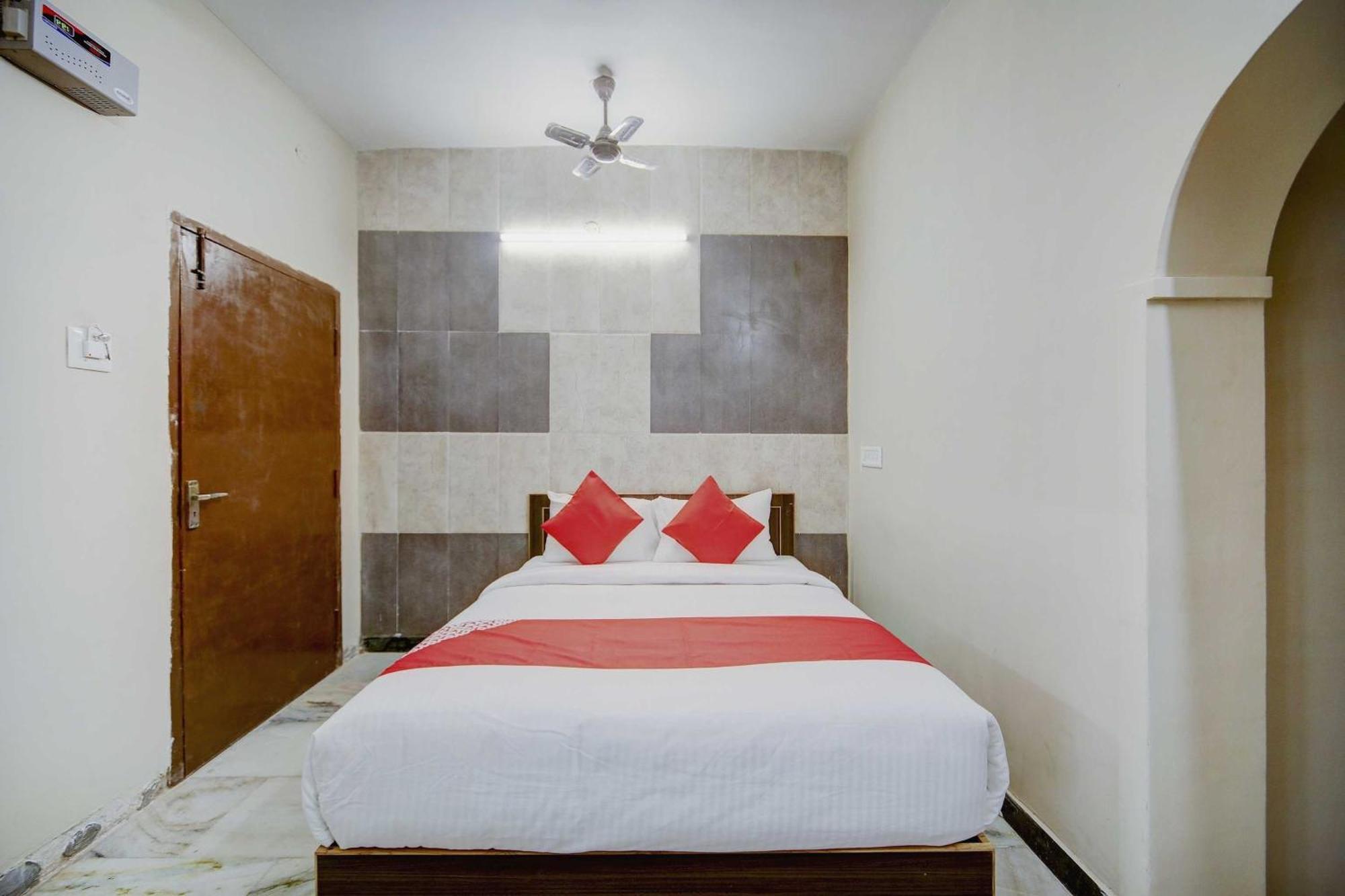 Hotel O Almighty Homes Chennai Exterior photo