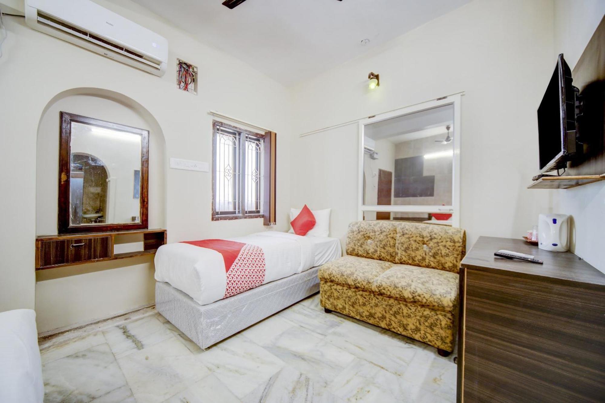 Hotel O Almighty Homes Chennai Exterior photo